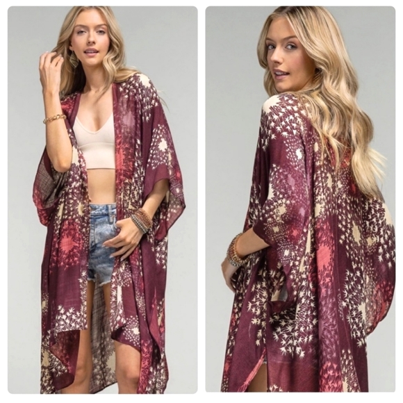 Tops - One Size Dandelion Floral Lightweight Kimono✨️